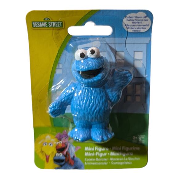 Sesame Street - Cookie Monster - Mini Figure - Approx. 2 1/4 Inches High NIB - Picture 1 of 2